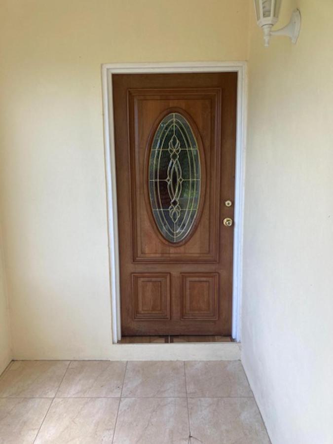 Stunning 2-Bed Apartment In Grand Roy Grenada Mount Nesbit 外观 照片